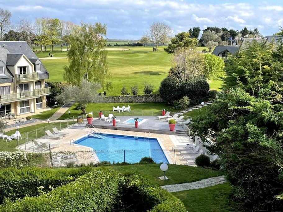 La Terrasse Du Golf * Port-en-Bessin-Huppain